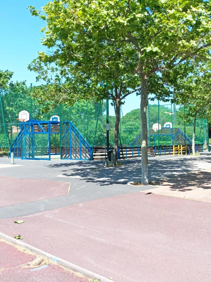 Lara 3 - T2 Loggia Piscine 2 Lits Doubles Parking Pres Du Centre-Port Et Ile Loisirs Apartman Agde Kültér fotó